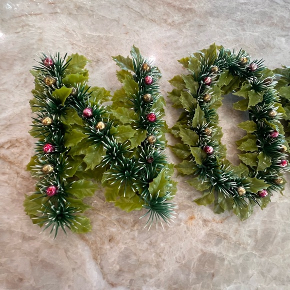 Vintage Christmas Noel letters. With tiny bulbs - Picture 2 of 6